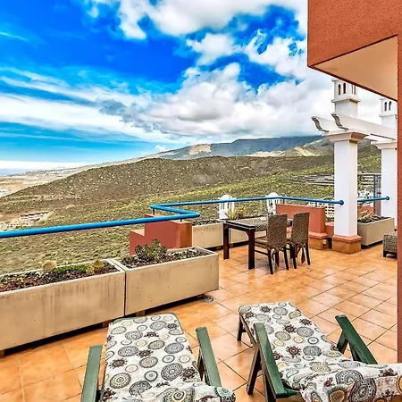 Above Las Americas